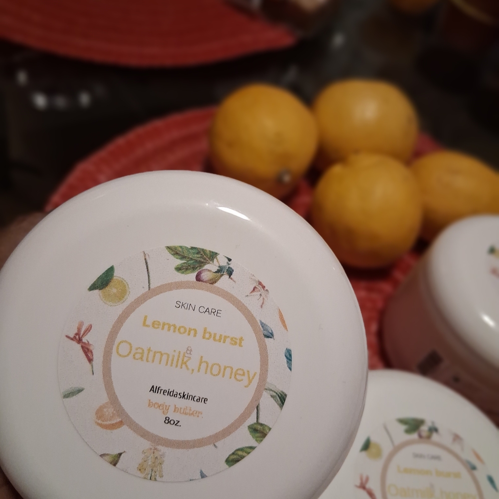 Lemon Burst Oatmilk & Honey Body Butter — White